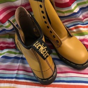 Dr. Martens New Without Tags Kids Size 2 Boots